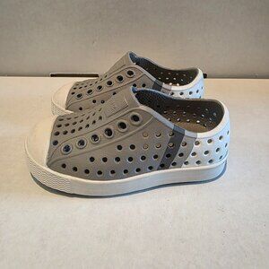 ✨️Host Pick✨Native Jefferson Shoes Grey Stripe/Shell White, Baby/Toddler Size C4